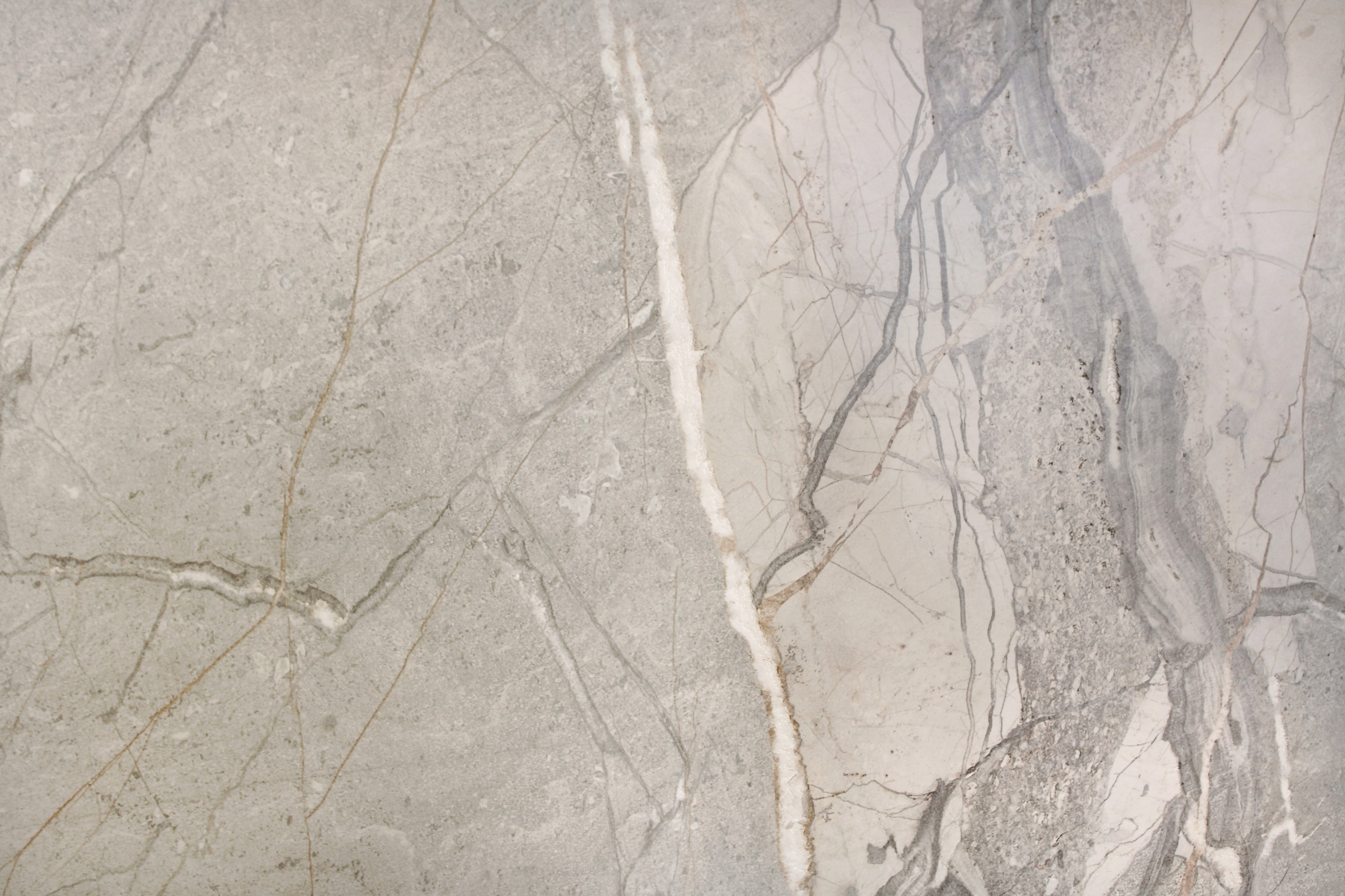 Amaranto Grigio Grey Satin Tile