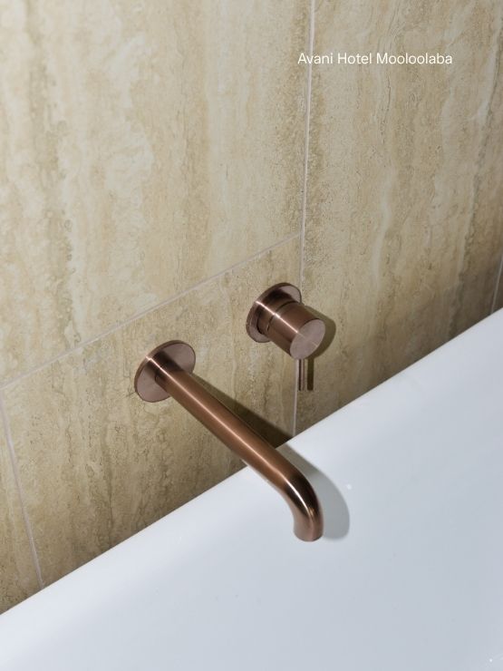 Colosseum Travertine Vein Cut Classic In Out
