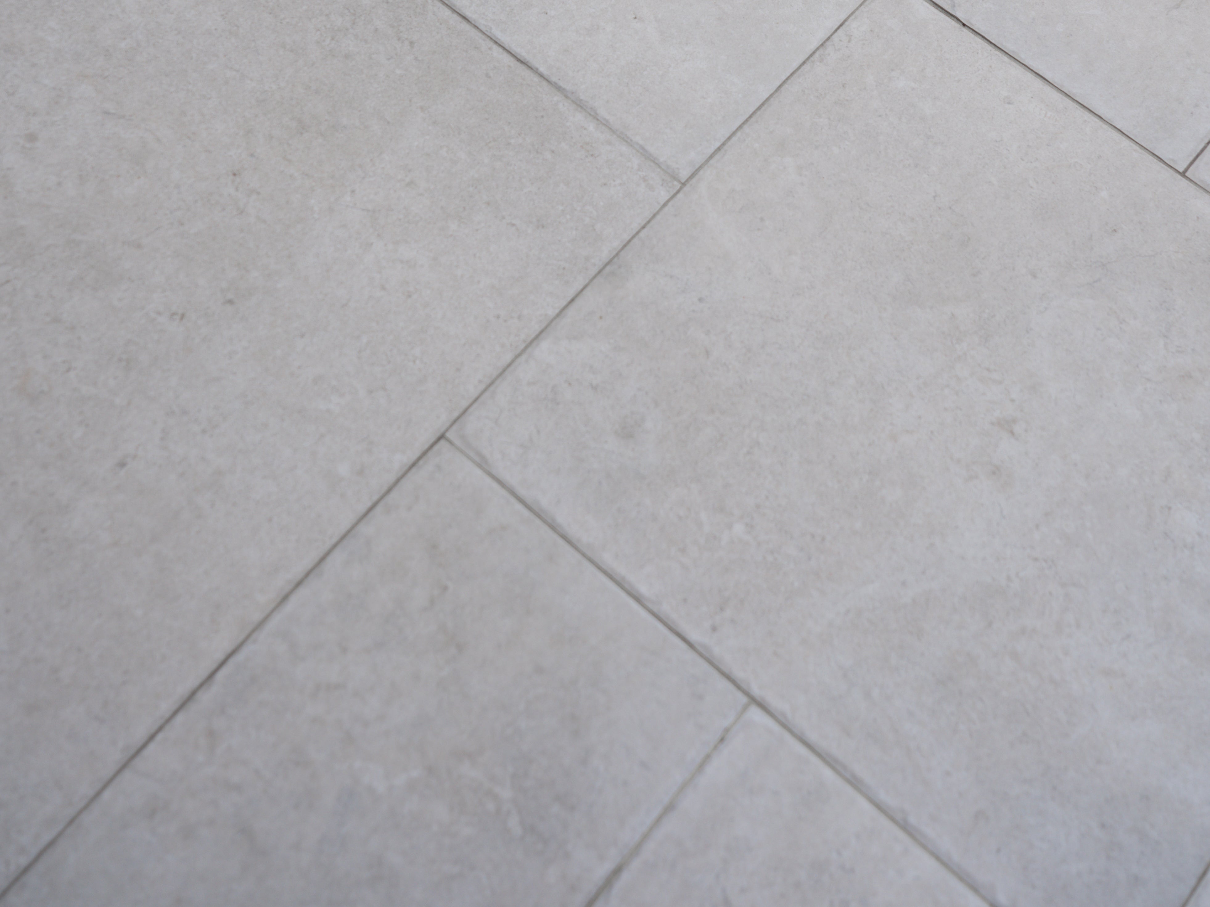 Atelier White Internal French Pattern