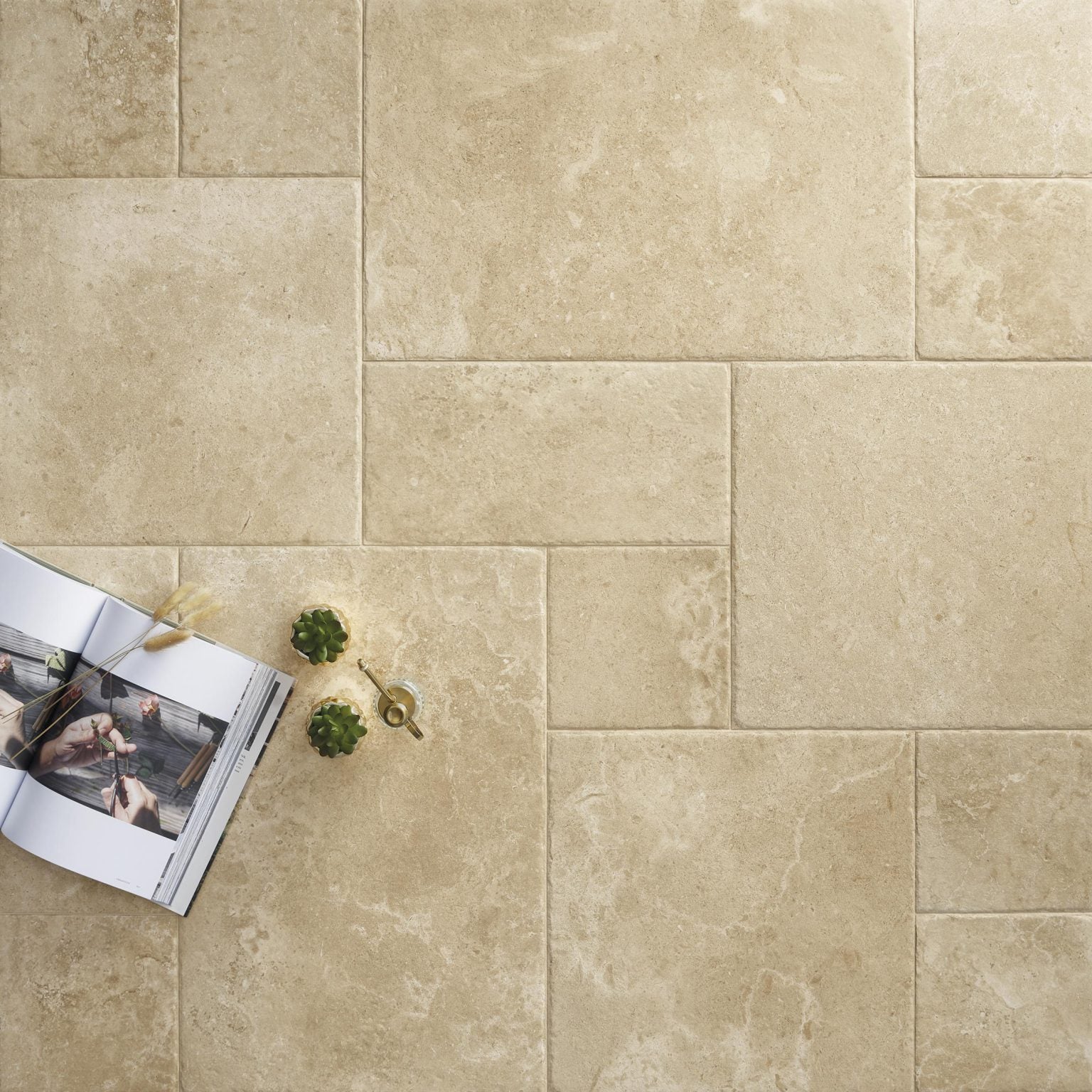 Atelier Beige External Multi Size French Pattern