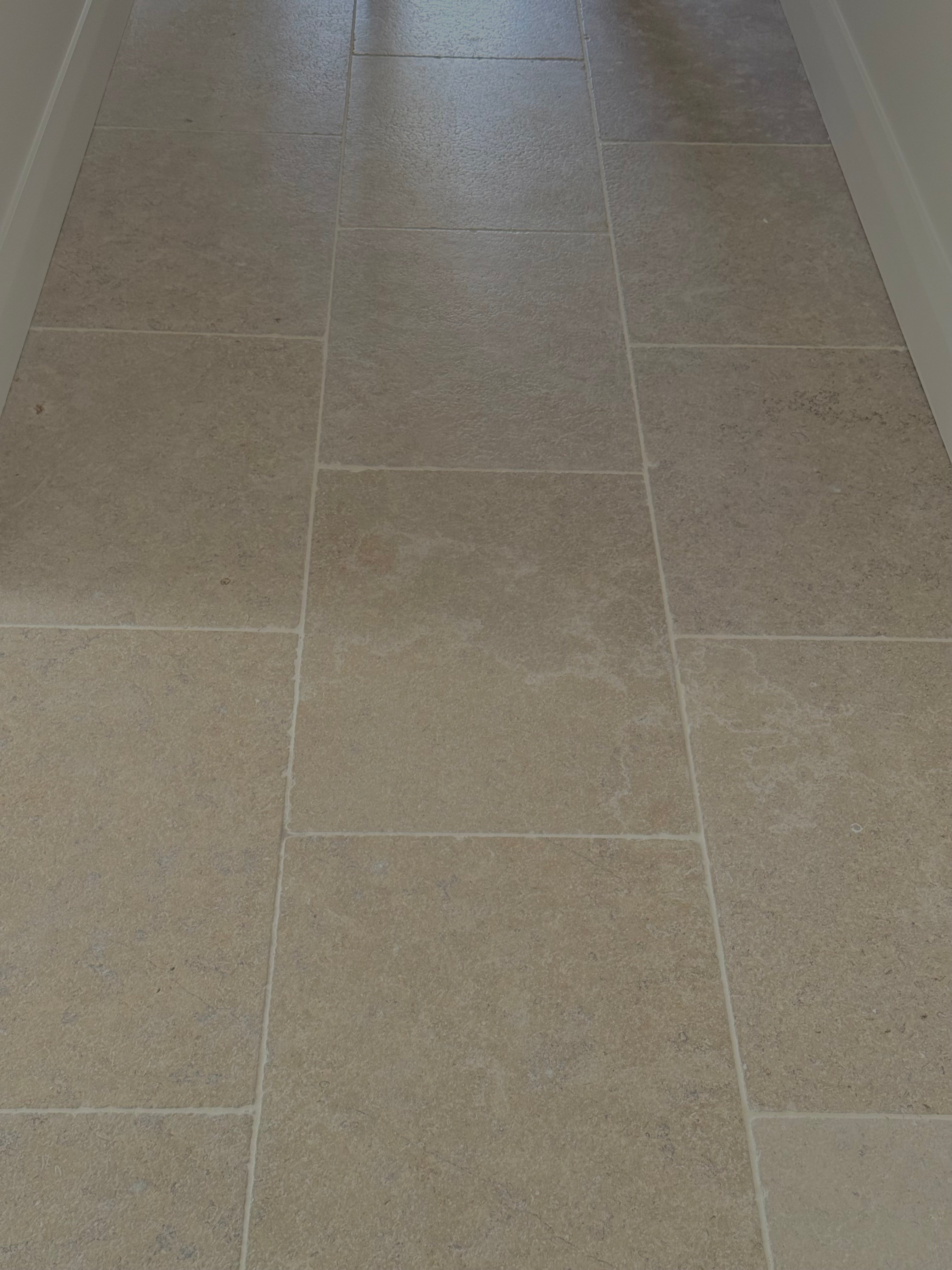 Côte Limestone Tumbled & Brushed