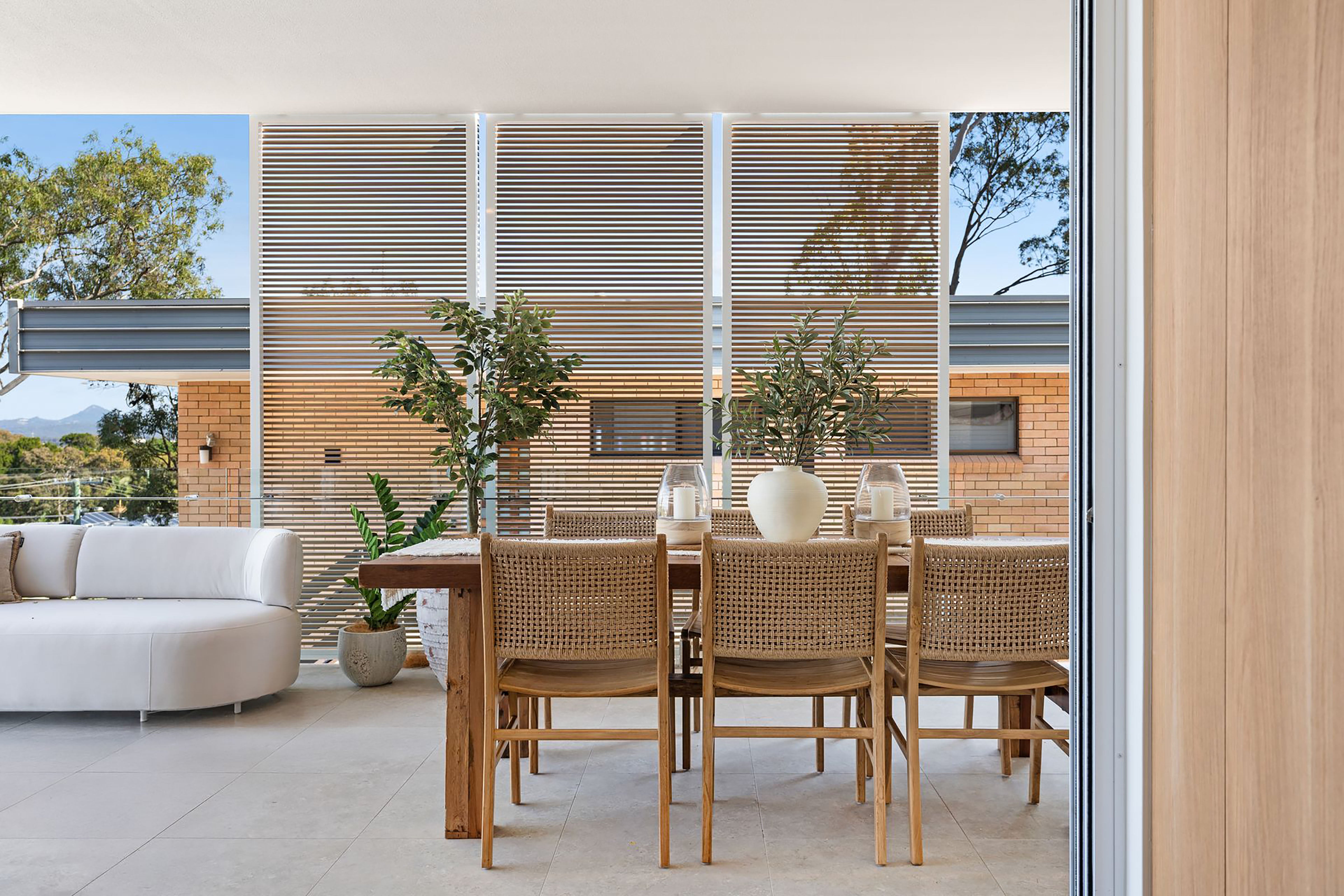 Bordeaux Perla Vein Cut Paver