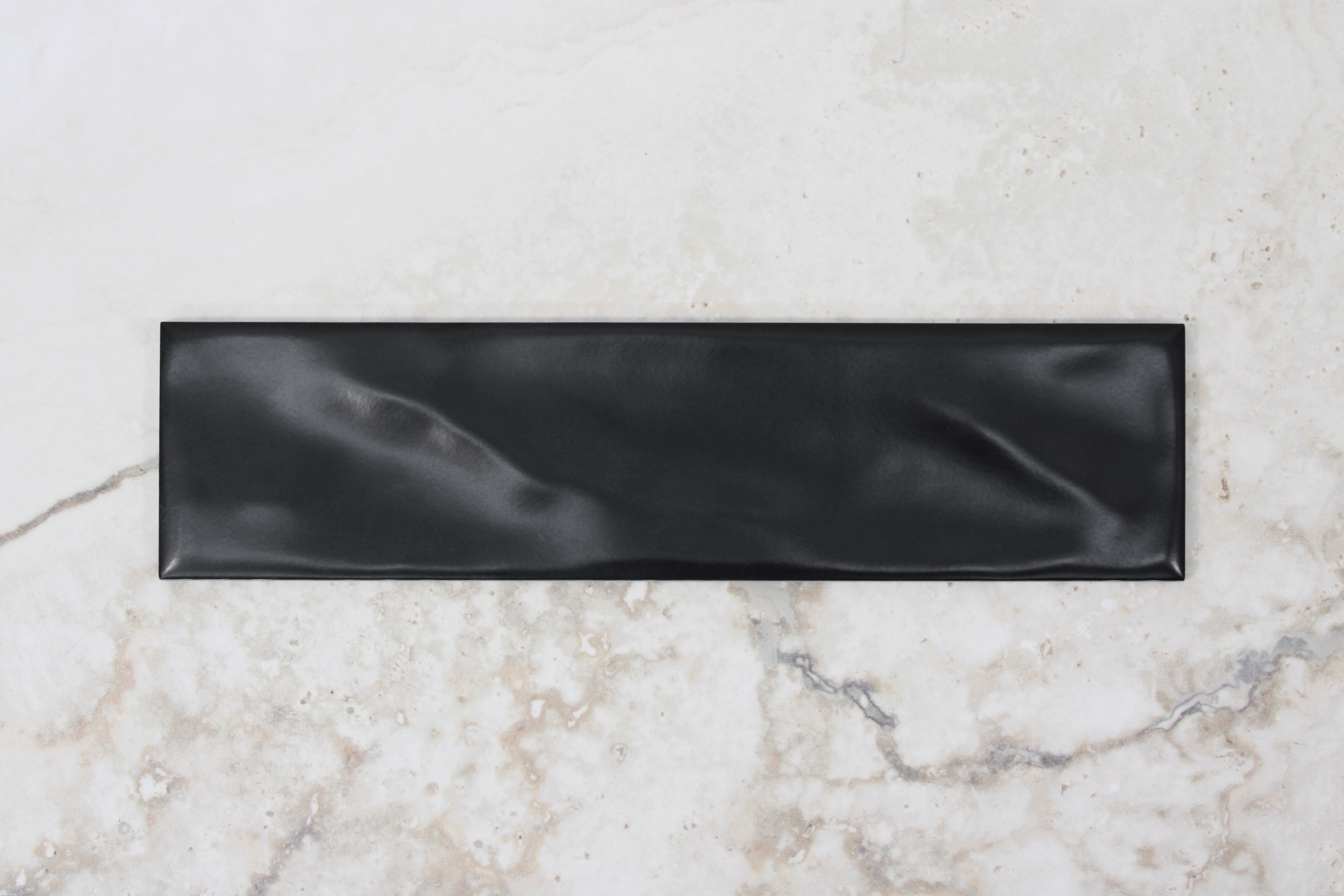 Cloud Black Matt Subway