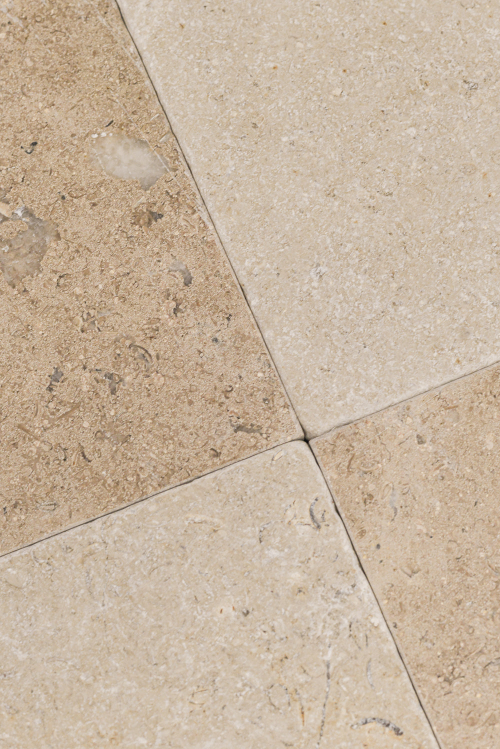 Côte Limestone Tumbled & Brushed