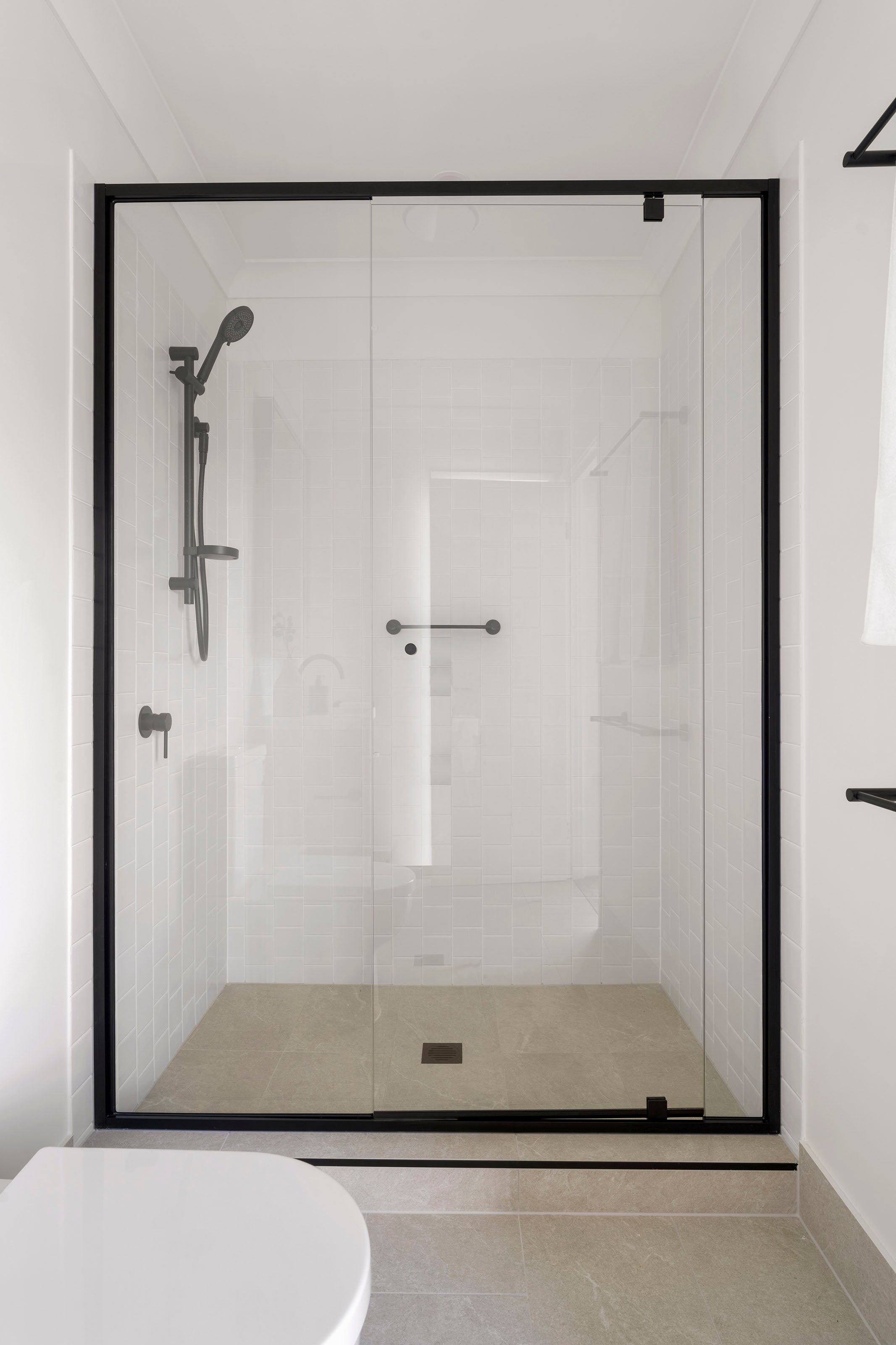 Offset White Mosaic Matt
