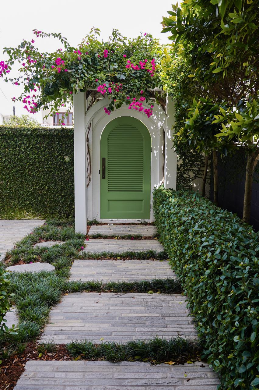 European Split Stone Steppers